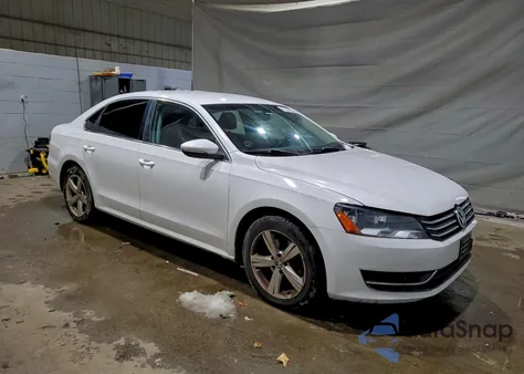 2012 Volkswagen Passat Se из США, поврежденный, VIN 1VWBH7A39CC093202